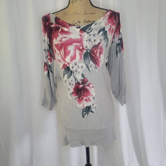 White House Black Market Sweaters - White House Black Market Boatneck Floral Sweater Size Small